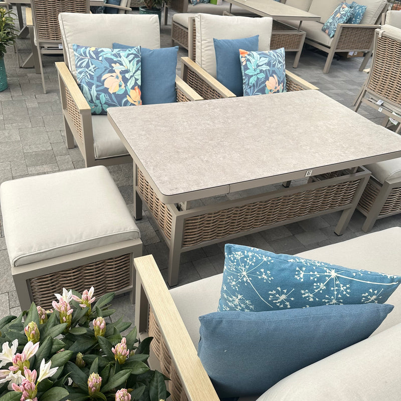 Campora Lounge Dining Set