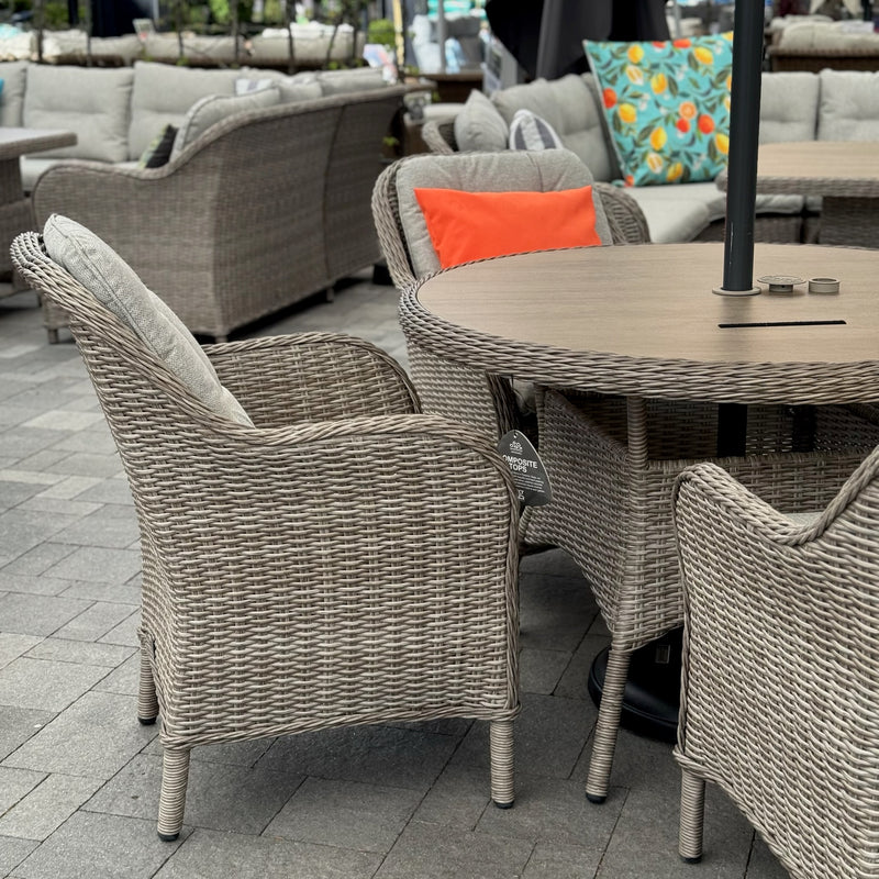 St Tropez 4 Seat Set with Parasol